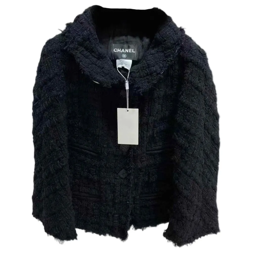 Chanel La Petite Veste Noire Black Wool Jacket Black Wool Very good - Front View