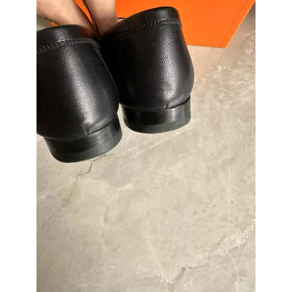 Hermes Time Black Leather Flat Shoes Black Leather Very good - Model View
