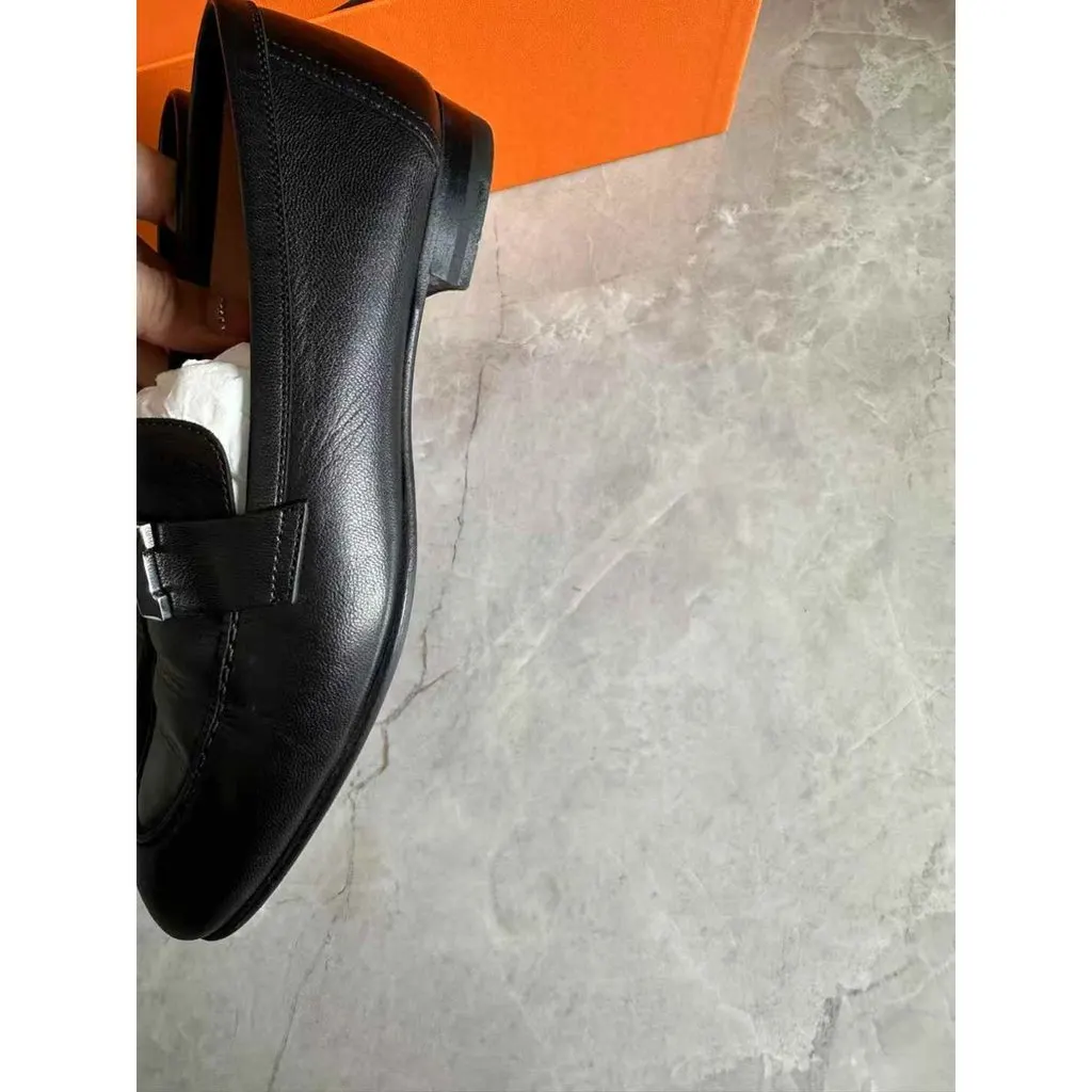Hermes Time Black Leather Flat Shoes Black Leather Very good - Box View