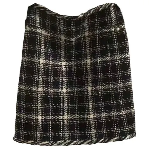 Chanel Tweed Skirt MultiColor Tweed Very good - Front View