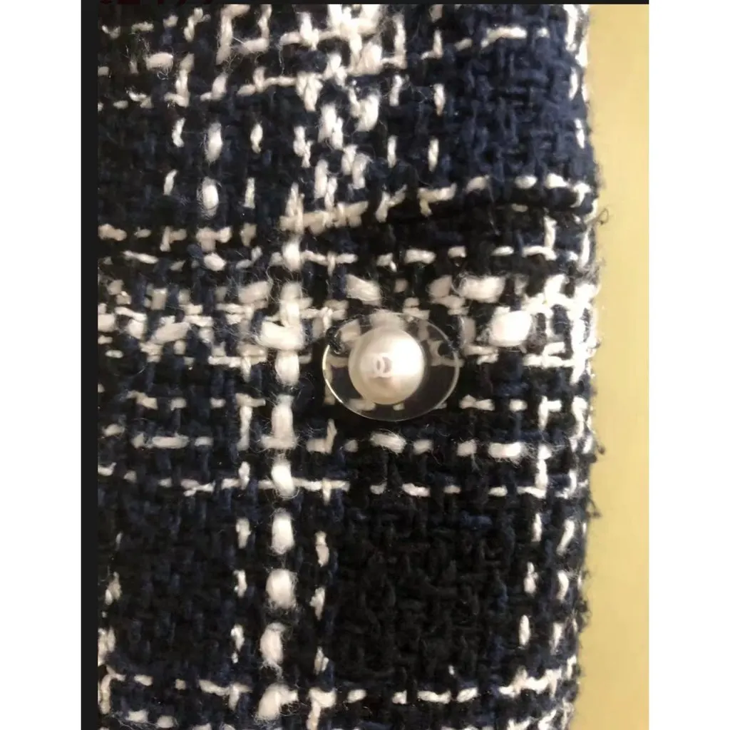 Chanel Tweed Skirt MultiColor Tweed Very good - Inside View