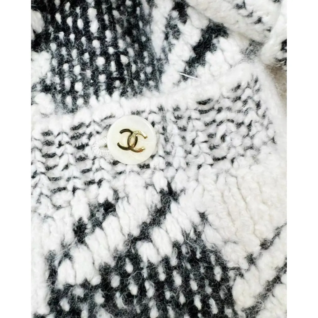 Chanel Cashmere Coat MultiColor Cashmere Very good - Inside View