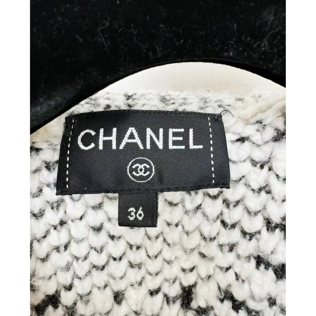 Chanel Cashmere Coat MultiColor Cashmere Very good - Model View