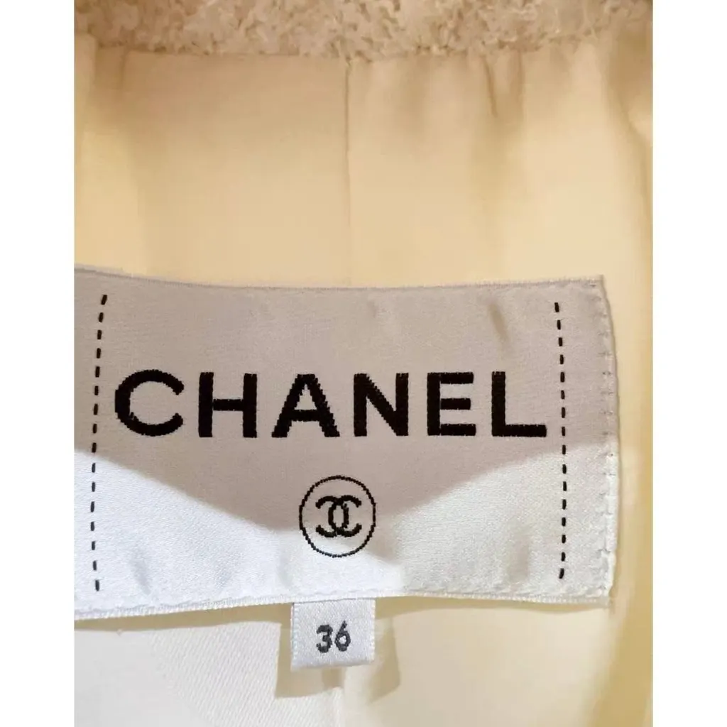 Chanel La Petite Veste Noire Tweed Jacket MultiColor Tweed Very good - Inside View