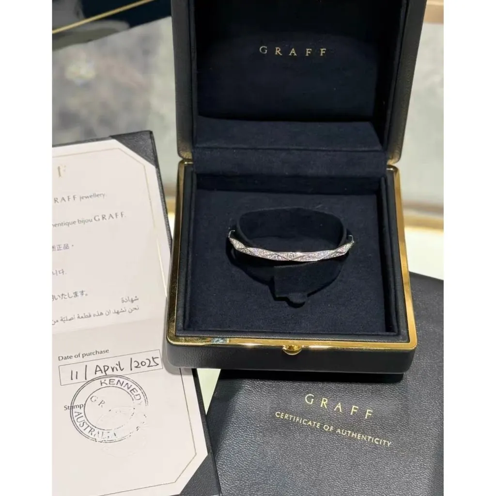 Graff White Gold Bracelet MultiColor White Gold Very good - Model View
