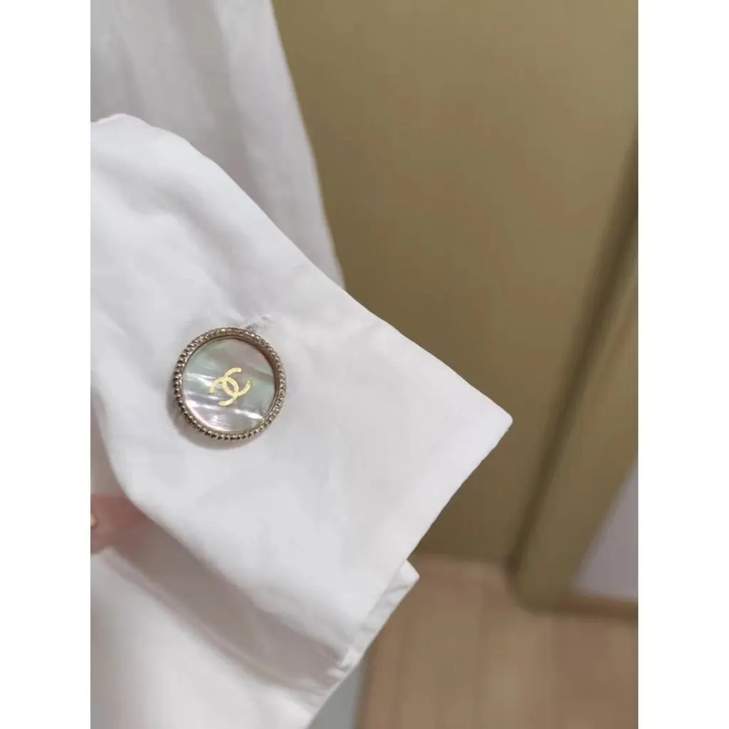 Chanel White Cotton Top White Cotton Very good - Model View