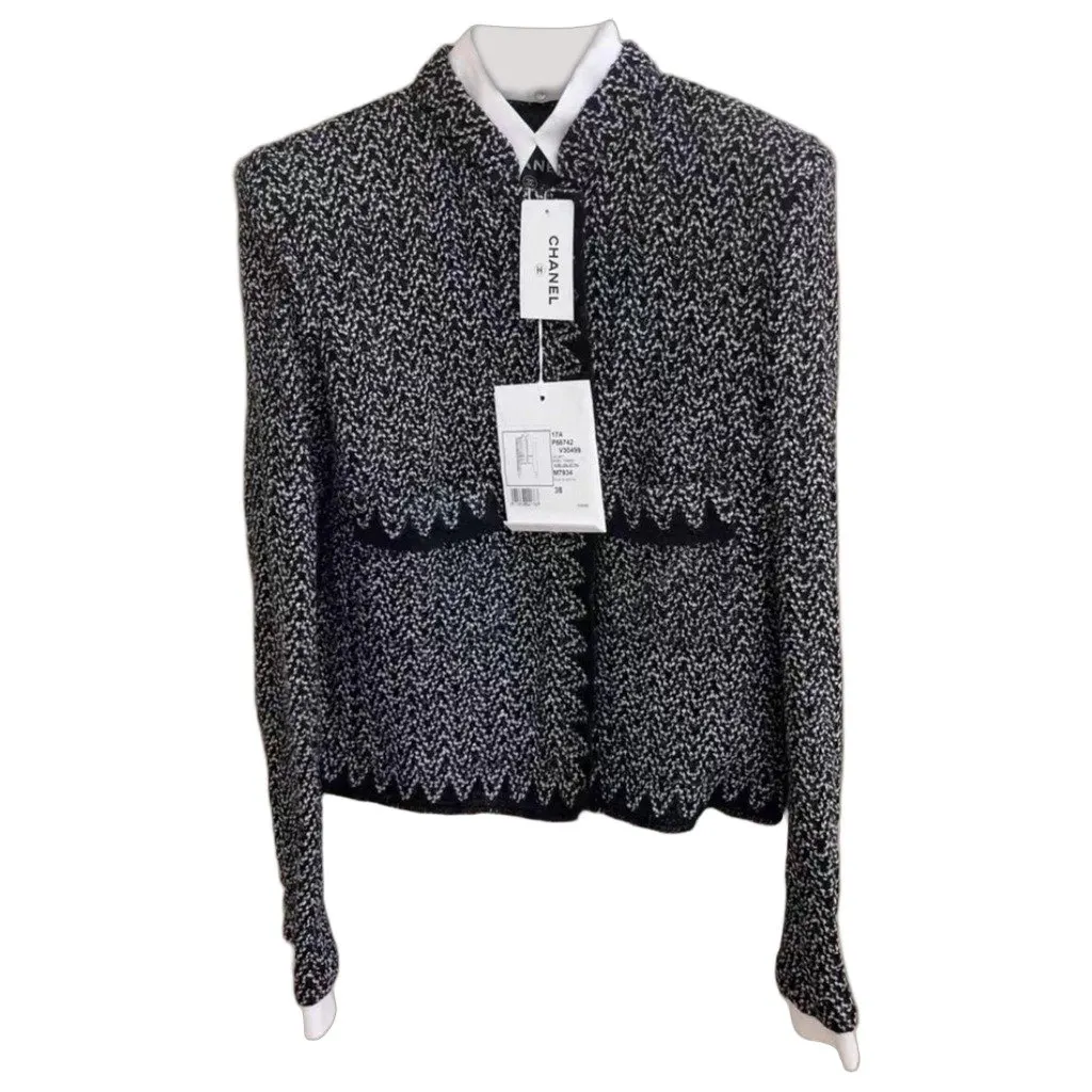 Chanel La Petite Veste Noire Wool Jacket MultiColor Wool Never worn, with tag - Front View