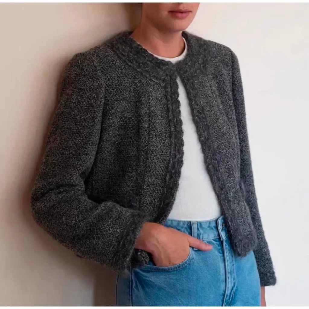 Chanel La Petite Veste Noire Grey Wool Jacket Grey Wool Very good - Box View