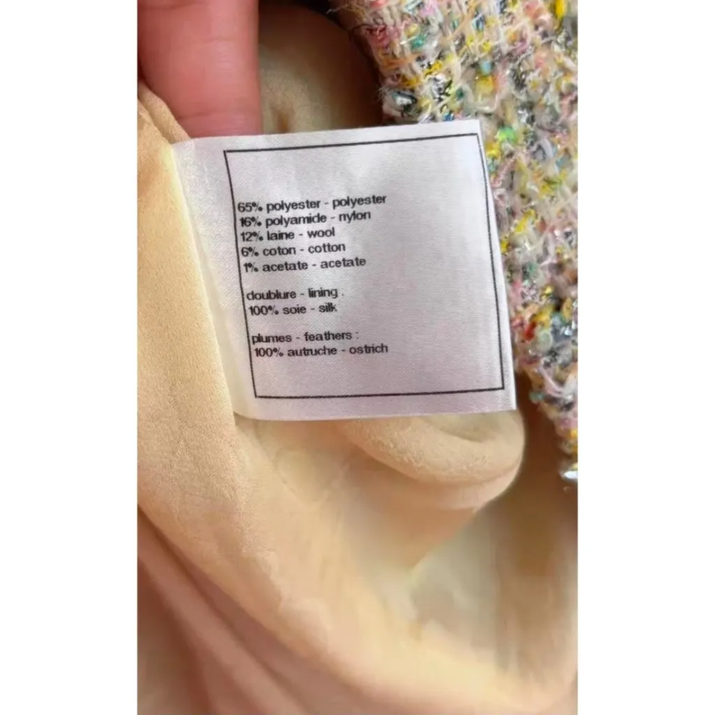 Chanel La Petite Veste Noire Tweed Jacket MultiColor Tweed Very good - Model View