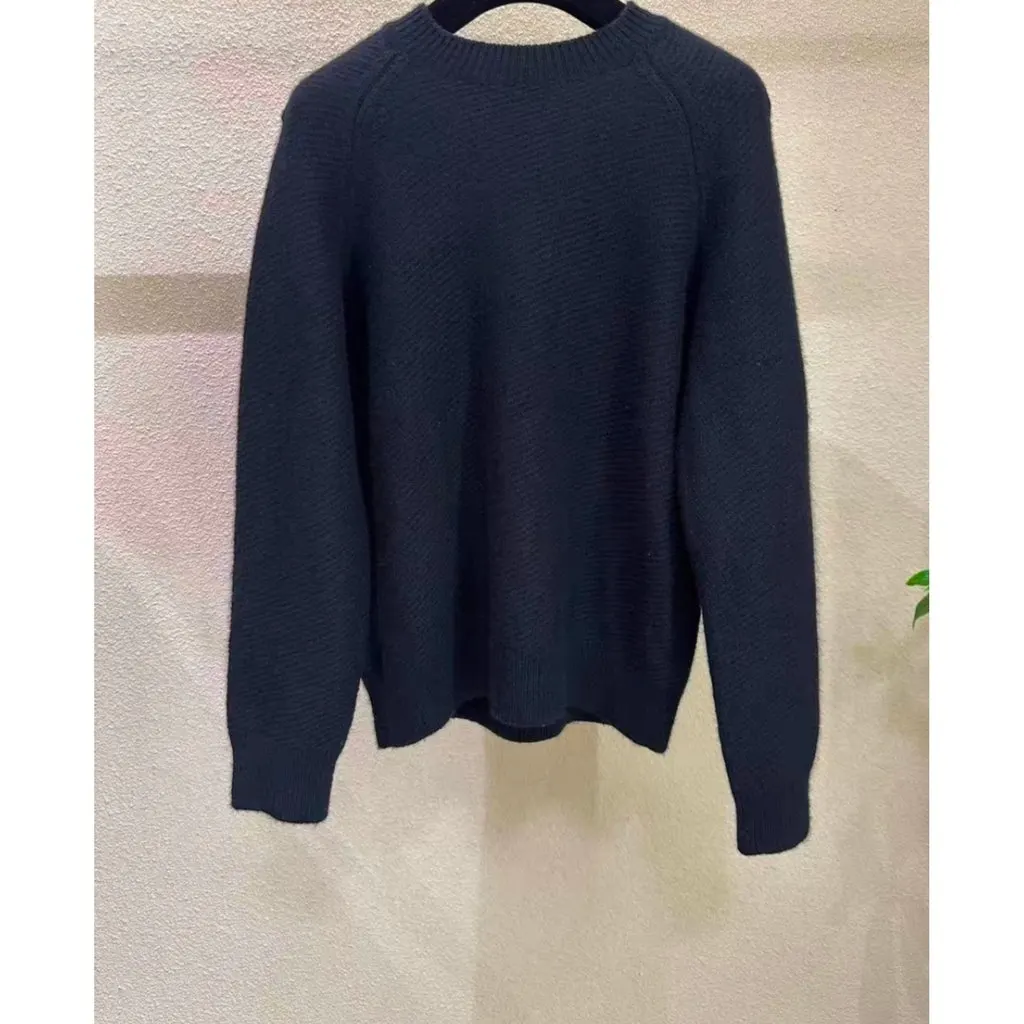 Chanel Black Cashmere Knitwear Black Cashmere Very good - Back View