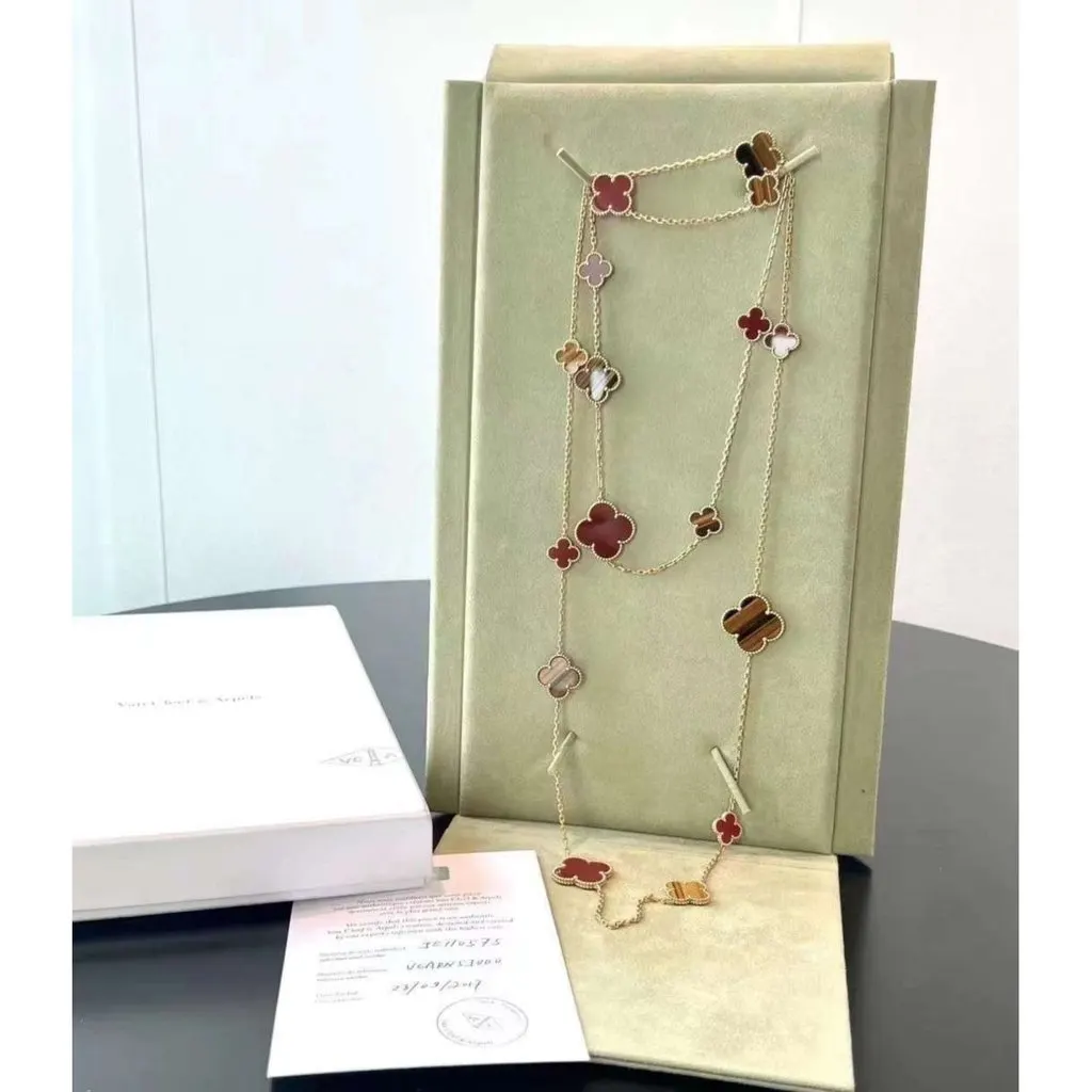 Van Cleef & Arpels Magic Alhambra Yellow Gold Necklace MultiColor Lace Very good - Inside View