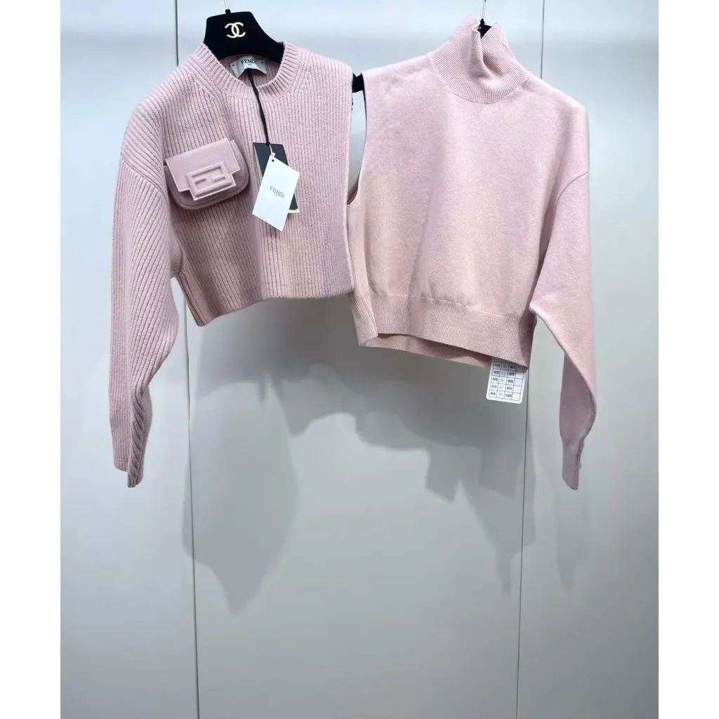 Fendi Pink Wool Knitwear Pink Wool Never worn, with tag - Inside View