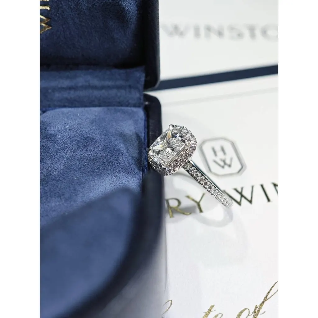 Harry Winston Ring MultiColor Very good - Inside View