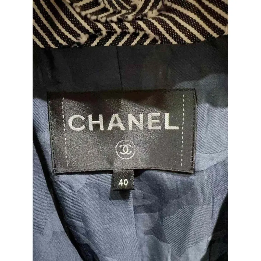 Chanel La Petite Veste Noire Cotton Jacket MultiColor Cotton Very good - Box View