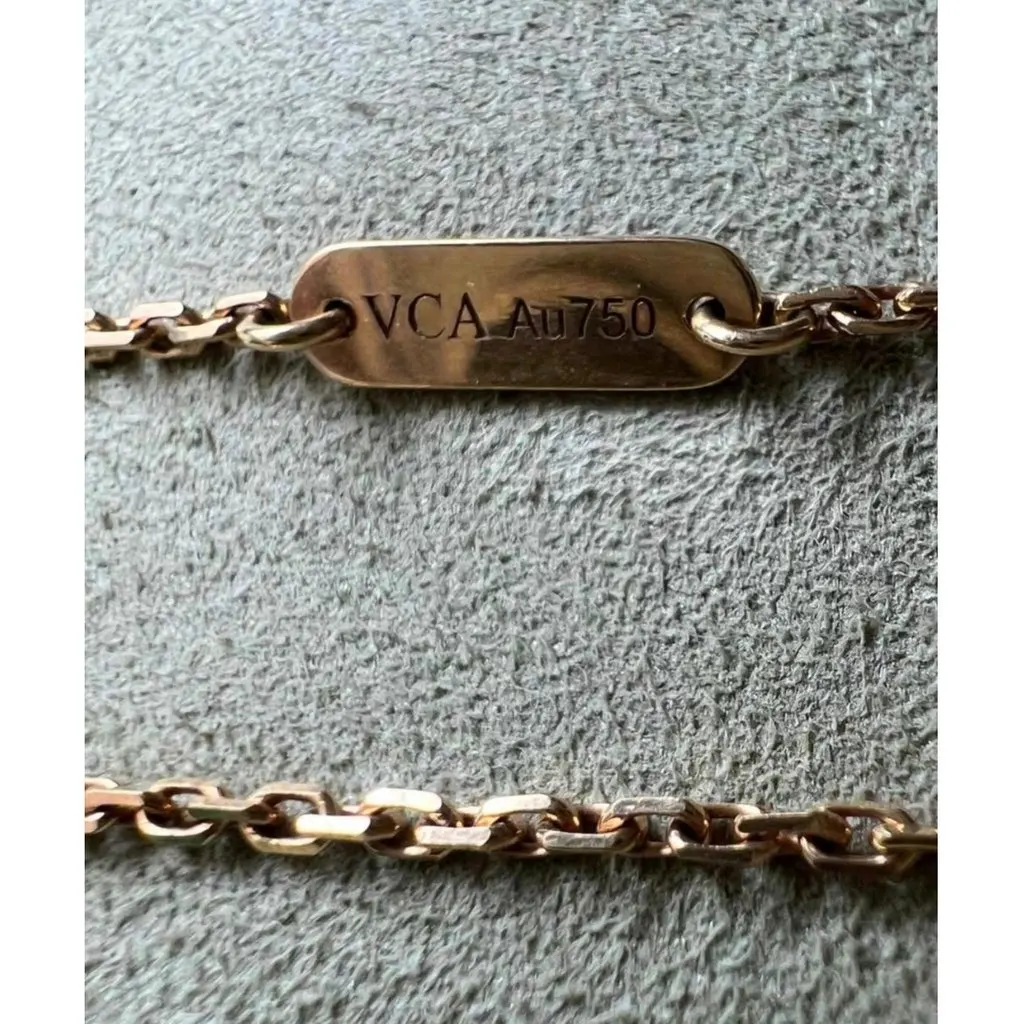 Van Cleef & Arpels Vintage Alhambra Pink Gold Necklace MultiColor Lace Very good - Back View