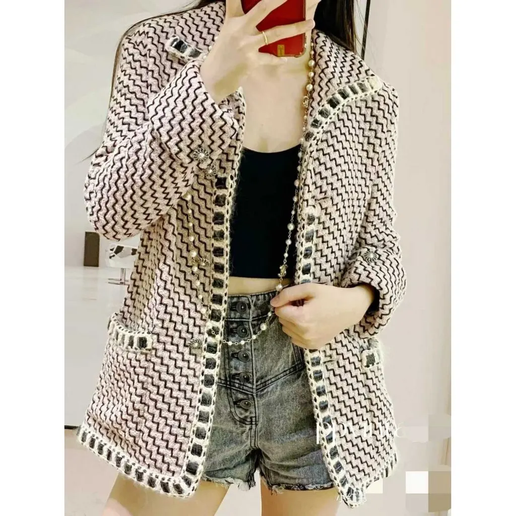 Chanel La Petite Veste Noire Tweed Jacket MultiColor Tweed Very good - Model View