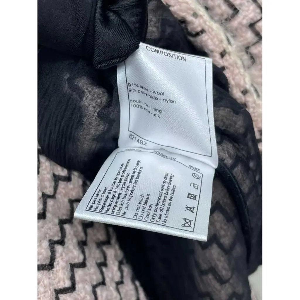 Chanel La Petite Veste Noire Tweed Jacket MultiColor Tweed Very good - Box View