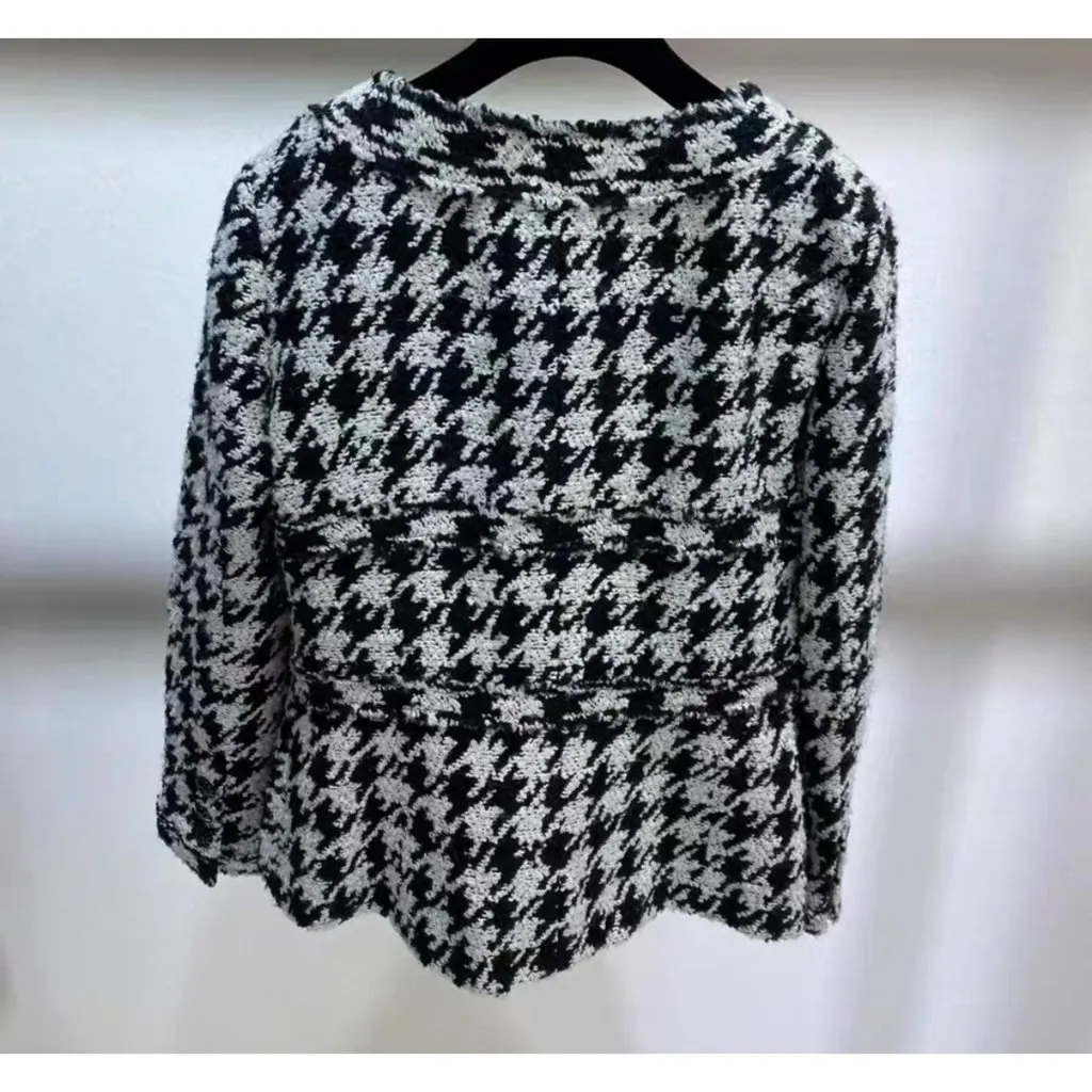 Chanel La Petite Veste Noire Wool Jacket MultiColor Wool Very good - Back View