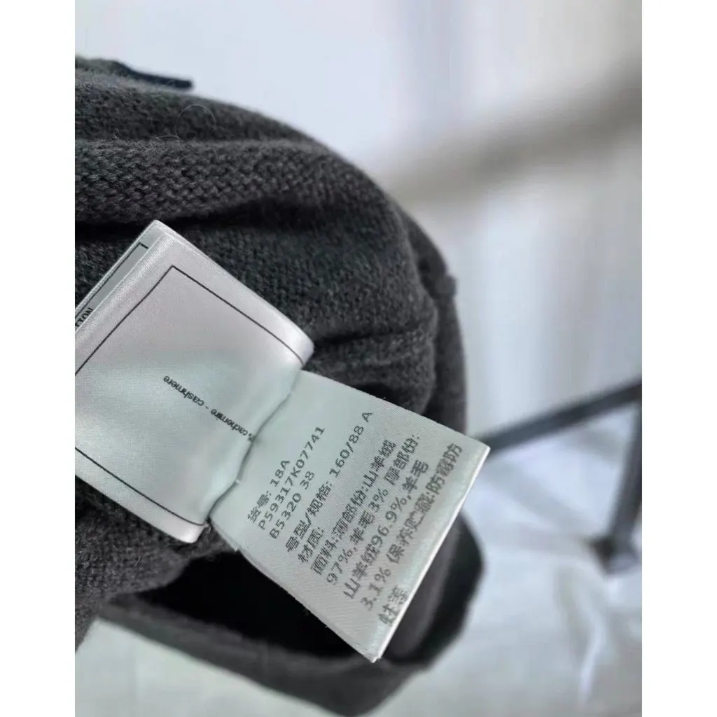 Chanel Grey Cashmere Knitwear Grey Cashmere Very good - Inside View