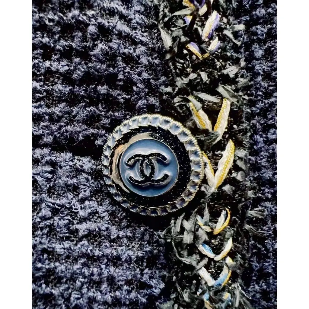 Chanel La Petite Veste Noire Wool Jacket MultiColor Wool Very good - Back View
