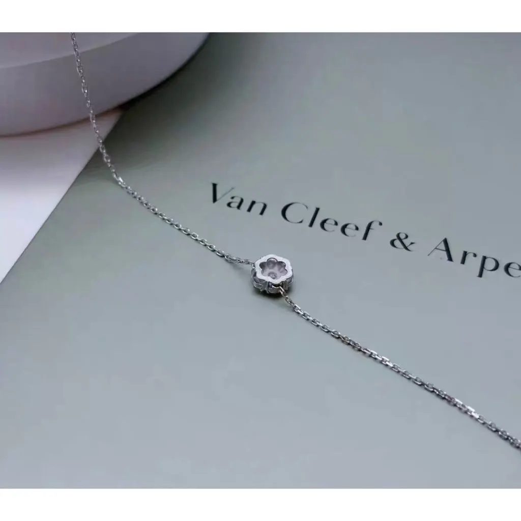 Van Cleef & Arpels Fleurette White Gold Necklace MultiColor White Gold Very good - Back View
