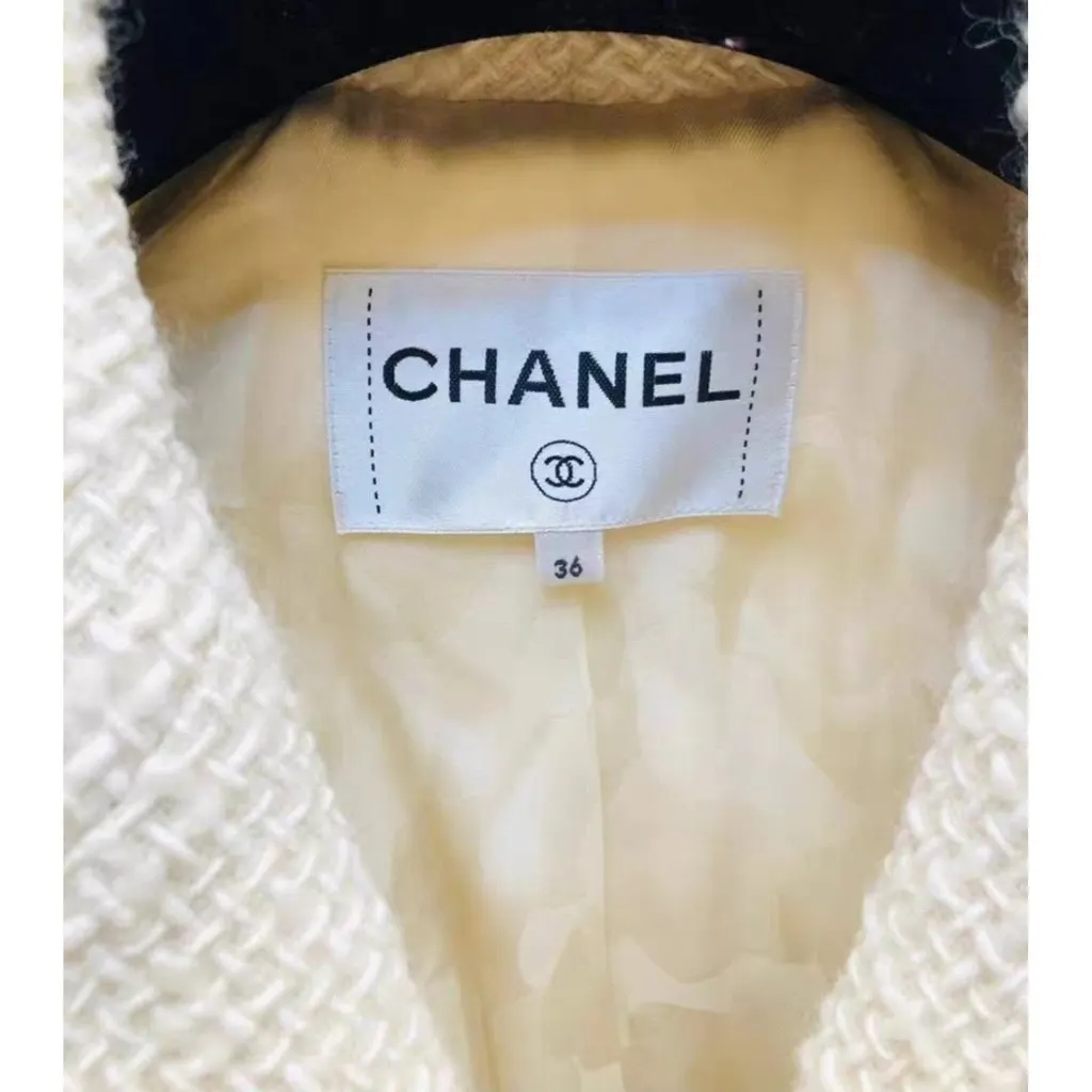 Chanel Wool Coat MultiColor Wool Very good - Back View