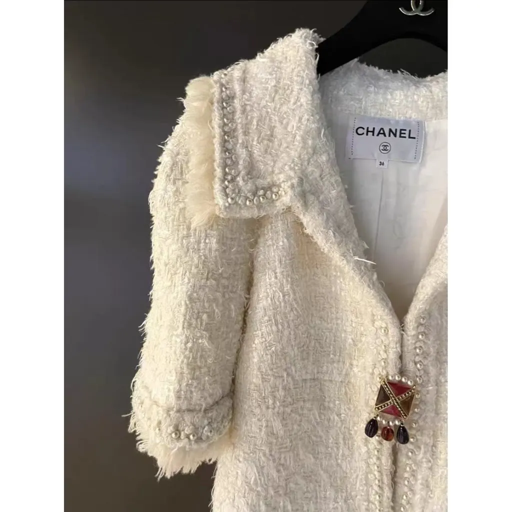 Chanel La Petite Veste Noire Tweed Jacket MultiColor Tweed Very good - Box View