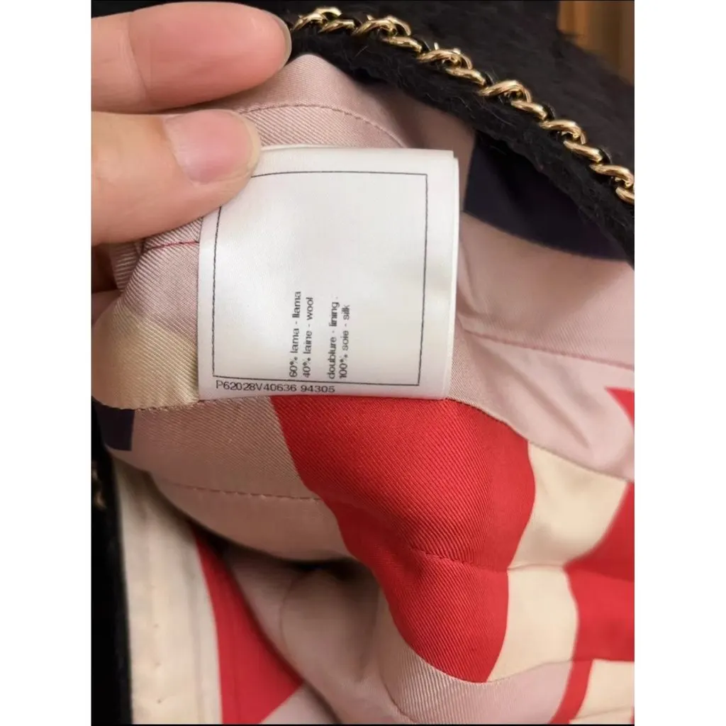 Chanel La Petite Veste Noire Black Wool Jacket Black Wool Never worn, with tag - Back View