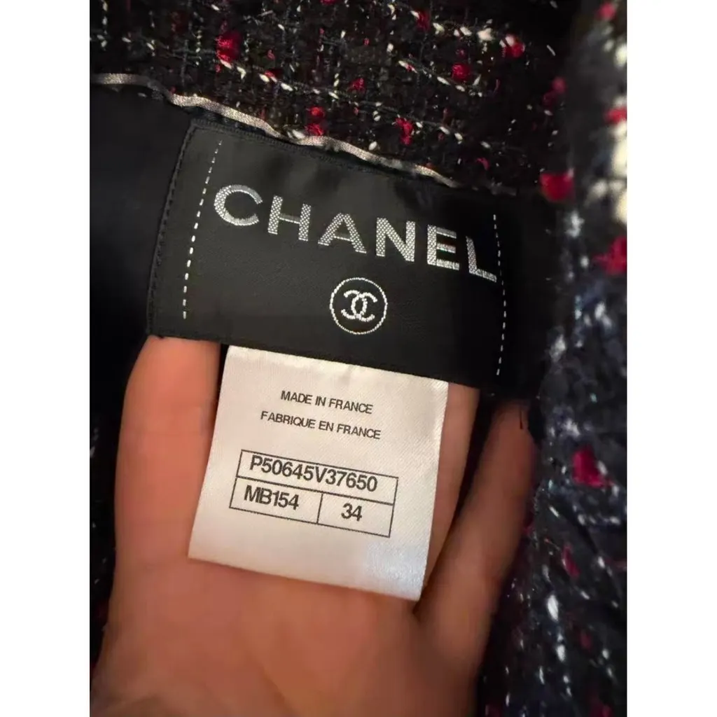 Chanel Wool Coat MultiColor Wool Very good - Model View