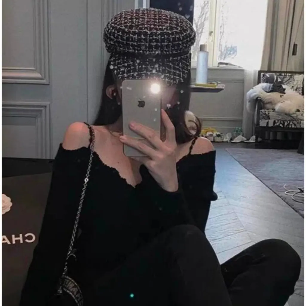 Chanel Synthetic Hat MultiColor Very good - Inside View