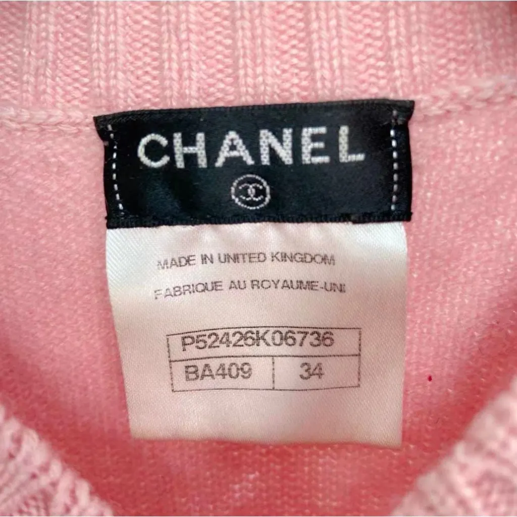 Chanel Pink Cashmere Knitwear Pink Cashmere Very good - Model View