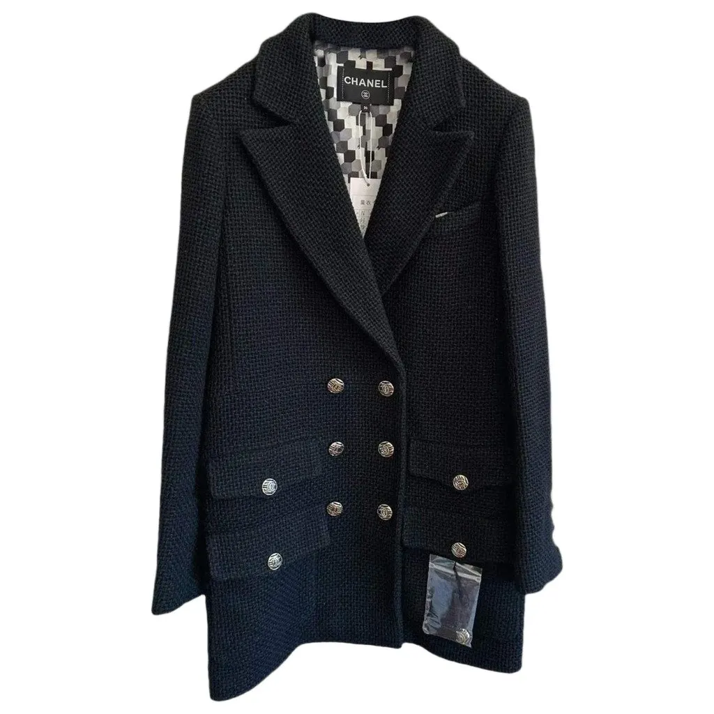 Chanel Black Wool Coat Black Wool Very good - Front View