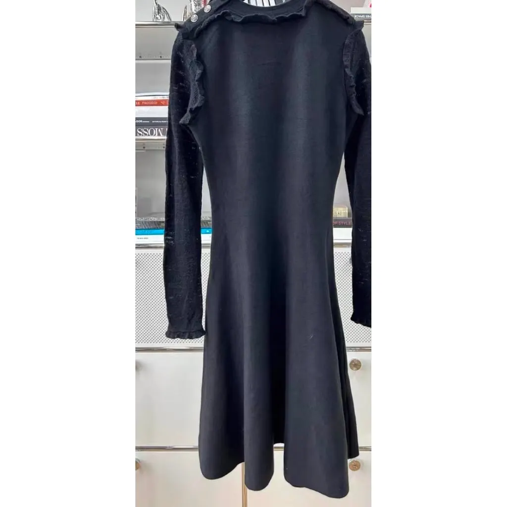 Chanel Black Wool Dress Black Wool Very good - Model View