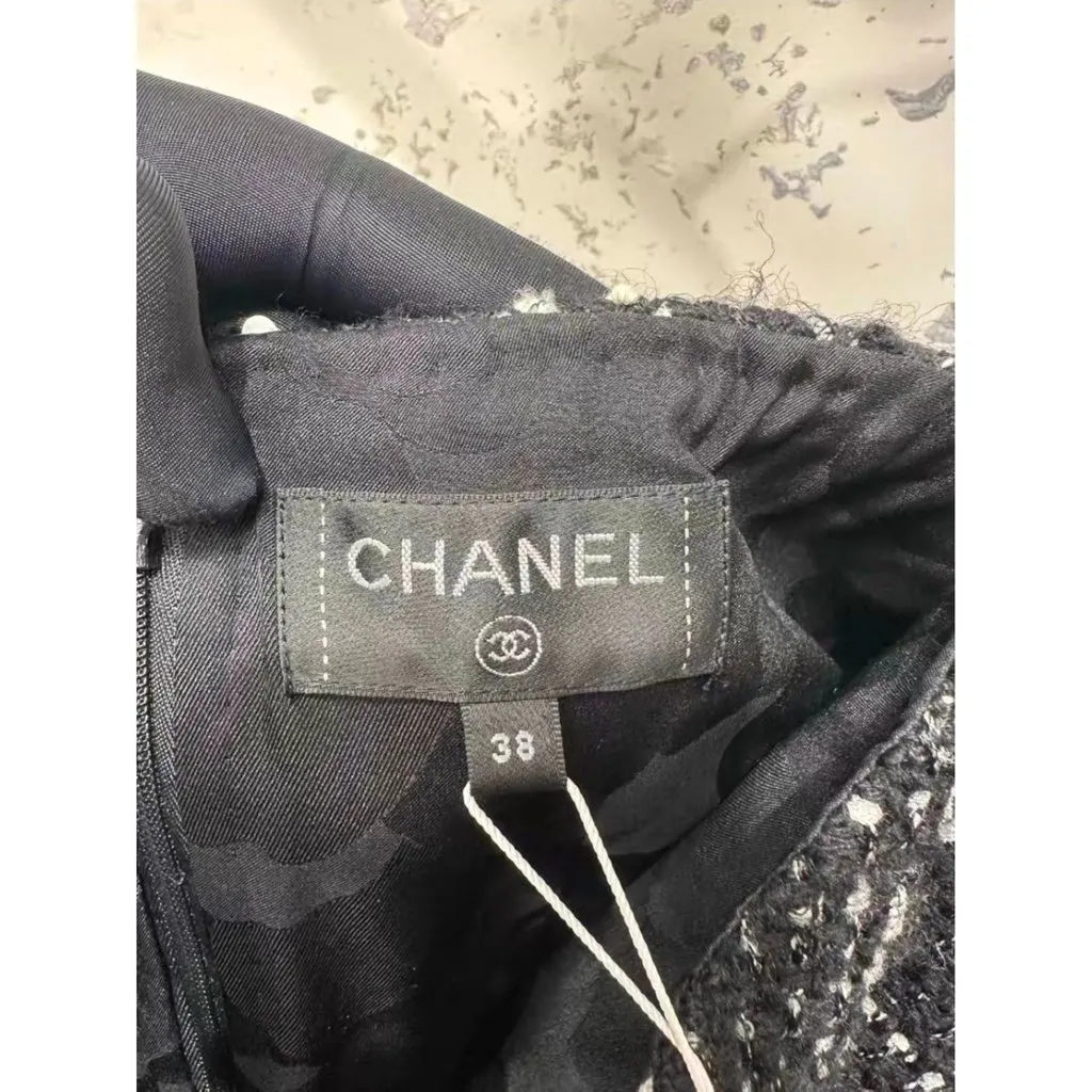 Chanel Tweed Skirt MultiColor Tweed Very good - Inside View