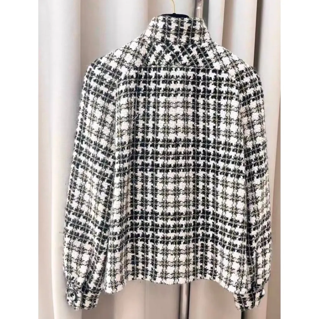 Chanel La Petite Veste Noire Wool Jacket MultiColor Wool Very good - Model View