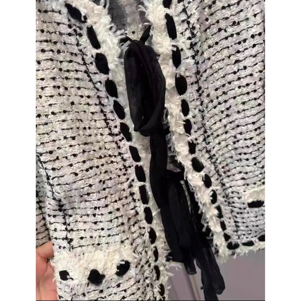 Chanel La Petite Veste Noire Tweed Jacket MultiColor Tweed Very good - Box View