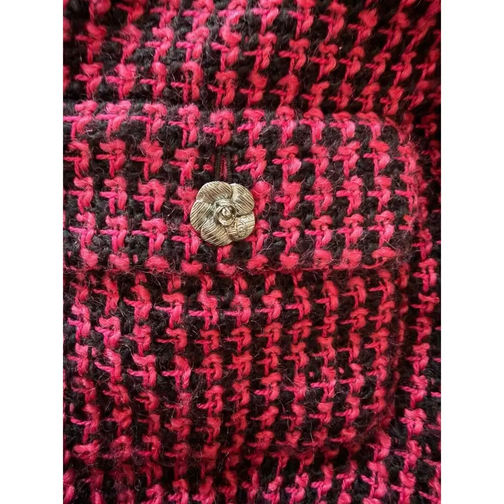 Chanel La Petite Veste Noire Tweed Jacket MultiColor Tweed Never worn, with tag - Box View