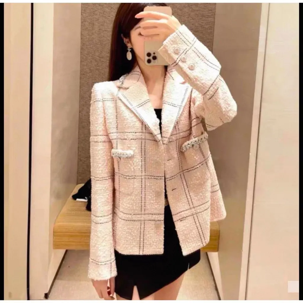 Chanel La Petite Veste Noire Wool Jacket MultiColor Wool Very good - Back View