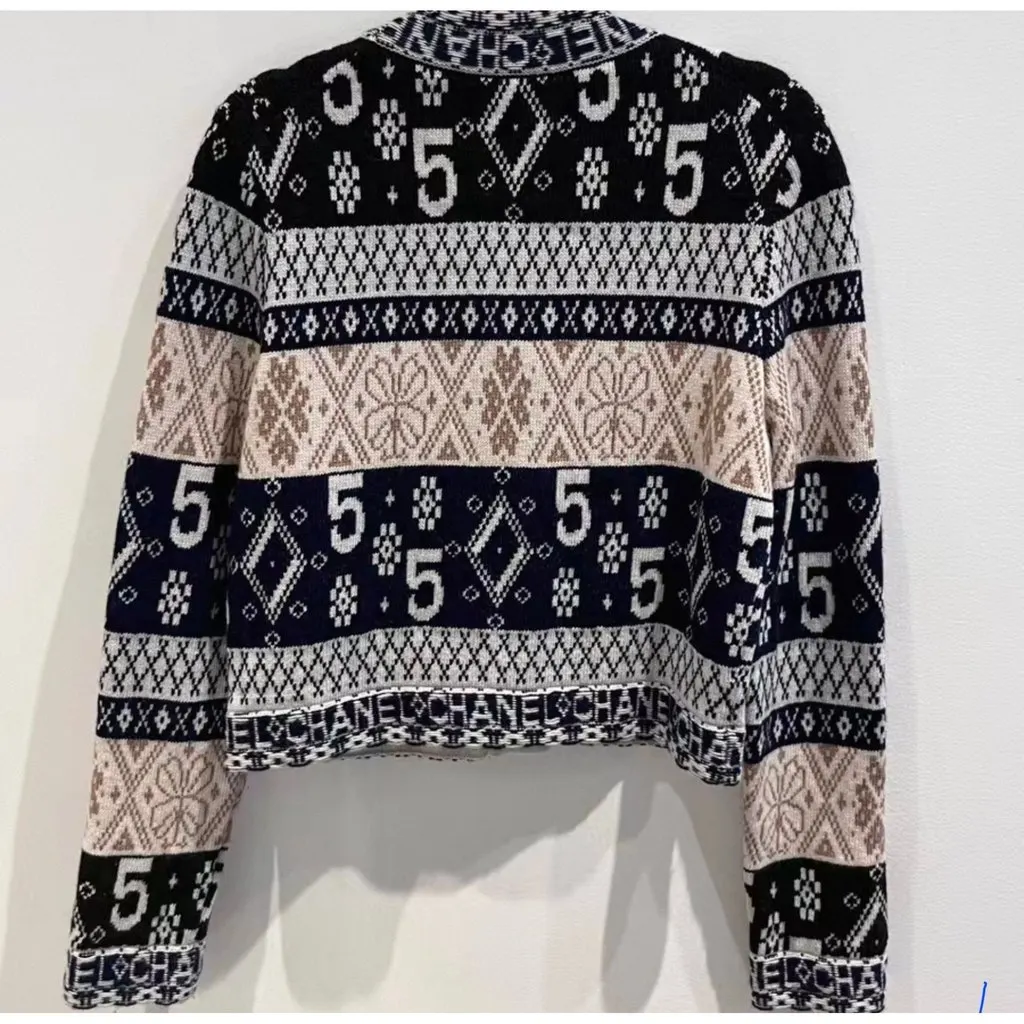 Chanel Cashmere Knitwear MultiColor Cashmere Very good - Inside View