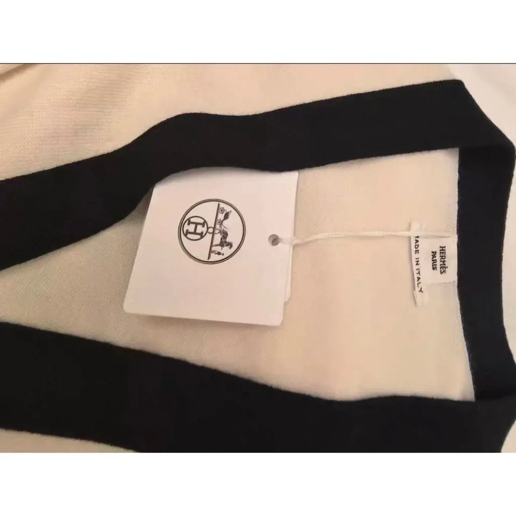 Hermes Cashmere Knitwear MultiColor Cashmere Never worn - Inside View