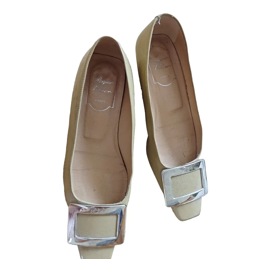 Roger Vivier Trompette Beige Leather Ballet Flats Beige Leather Fair - Front View