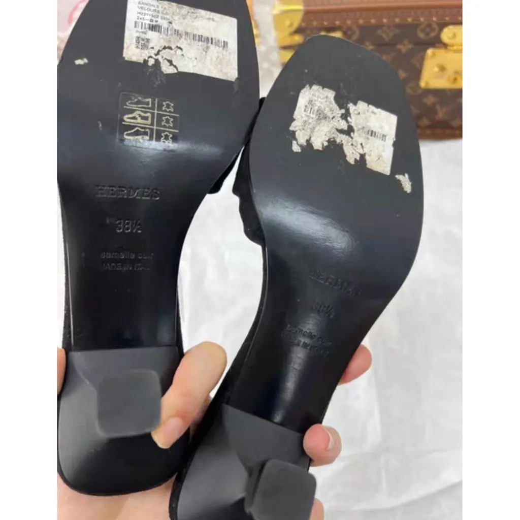 Hermes Black Leather Sandals Black Leather Very good - Model View
