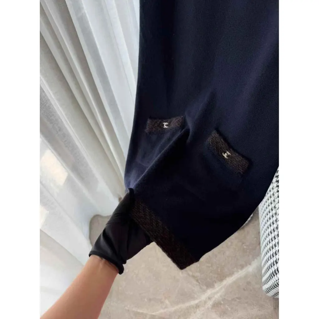 Chanel Cashmere Knitwear MultiColor Cashmere Very good - Box View