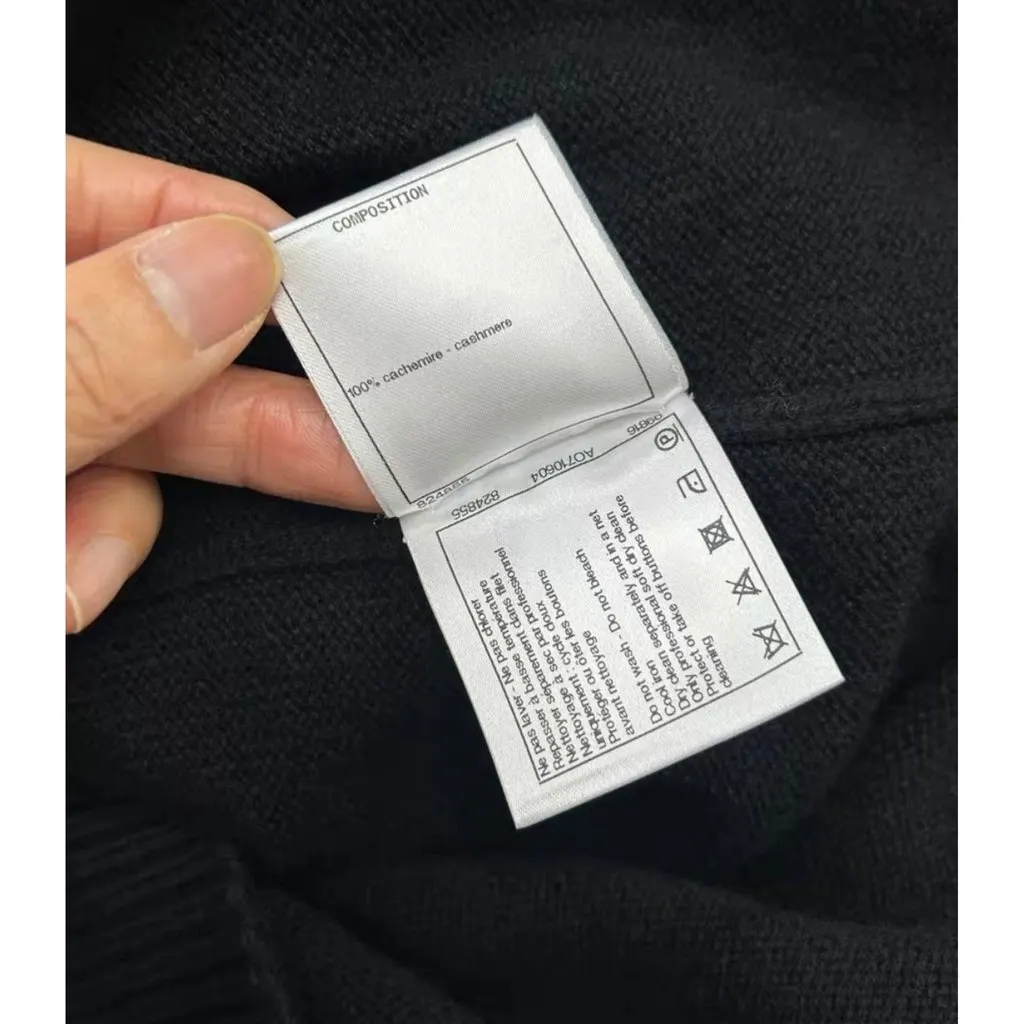 Chanel Cashmere Knitwear MultiColor Cashmere Never worn, with tag - Model View