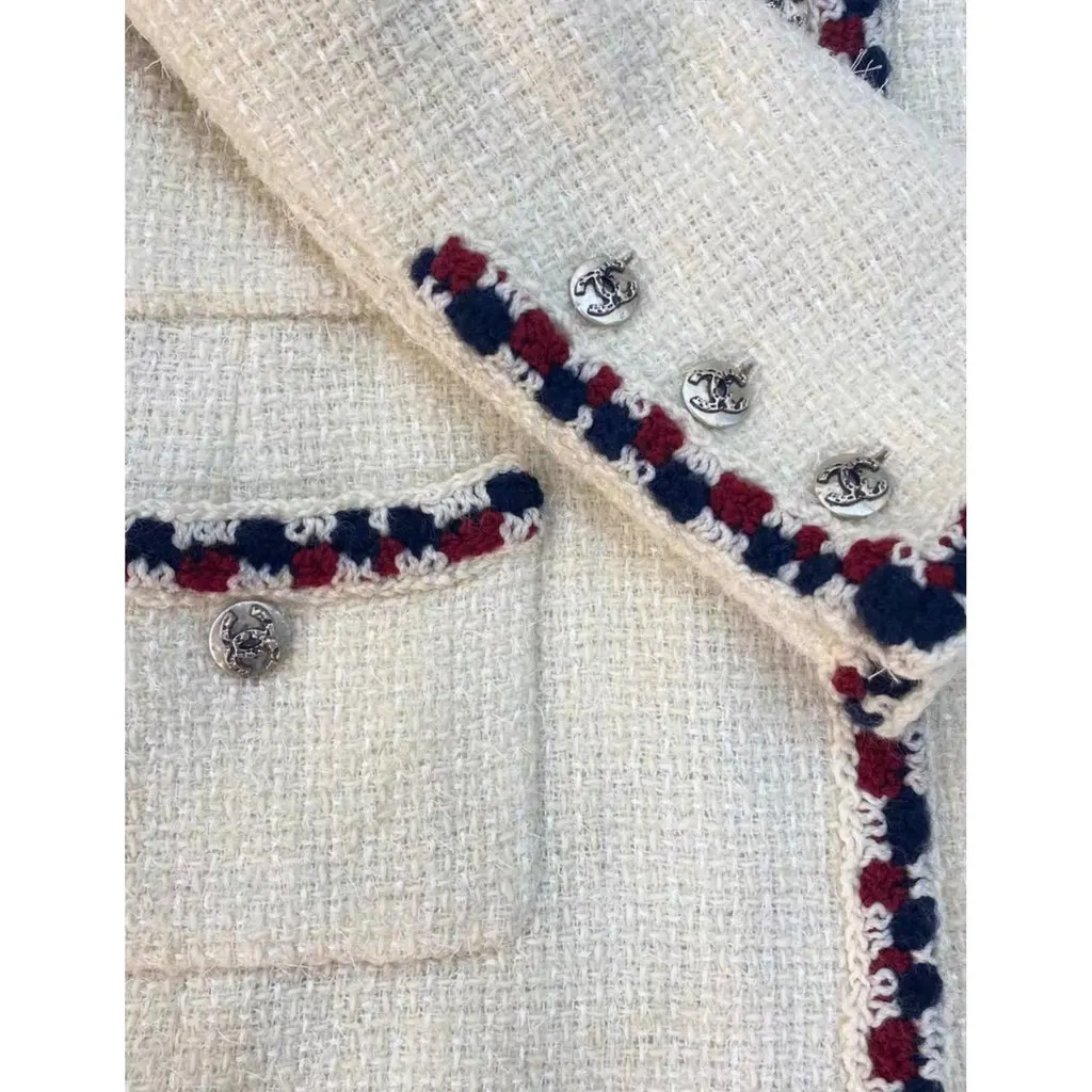 Chanel La Petite Veste Noire Wool Jacket MultiColor Wool Very good - Back View
