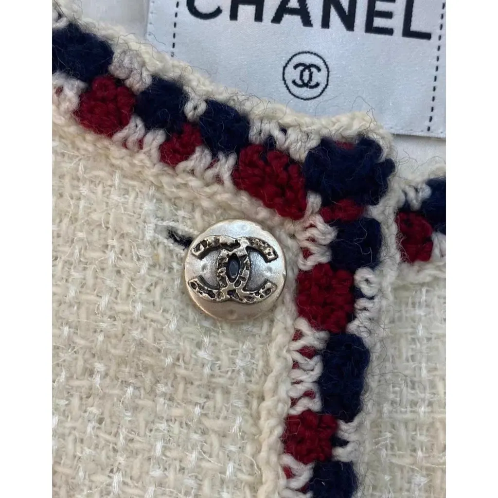 Chanel La Petite Veste Noire Wool Jacket MultiColor Wool Very good - Inside View