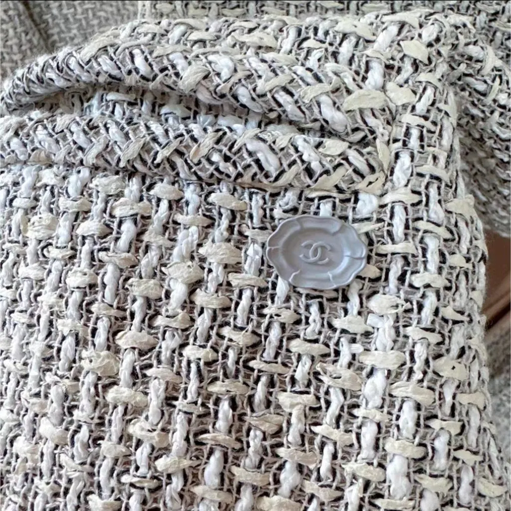 Chanel La Petite Veste Noire Cotton Jacket MultiColor Cotton Very good - Box View