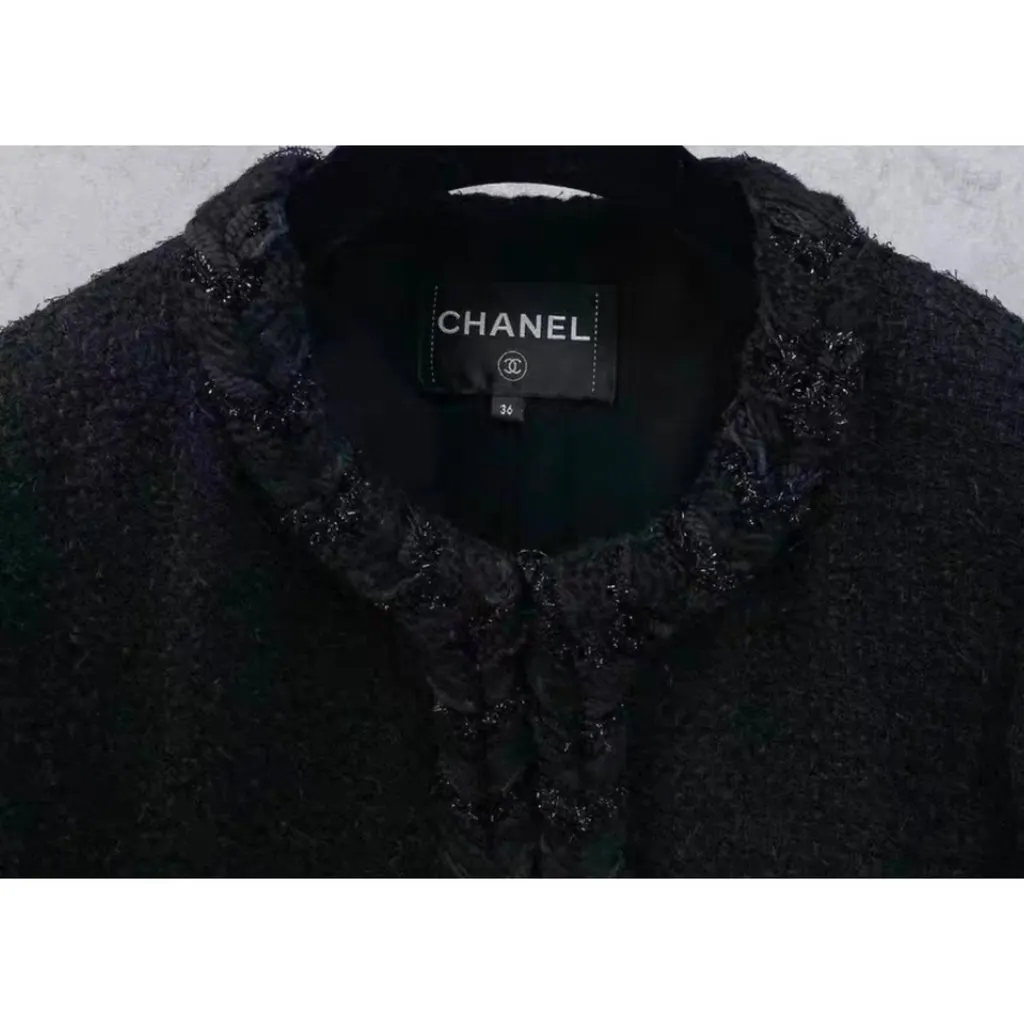Chanel La Petite Veste Noire Black Wool Jacket Black Wool Very good - Inside View
