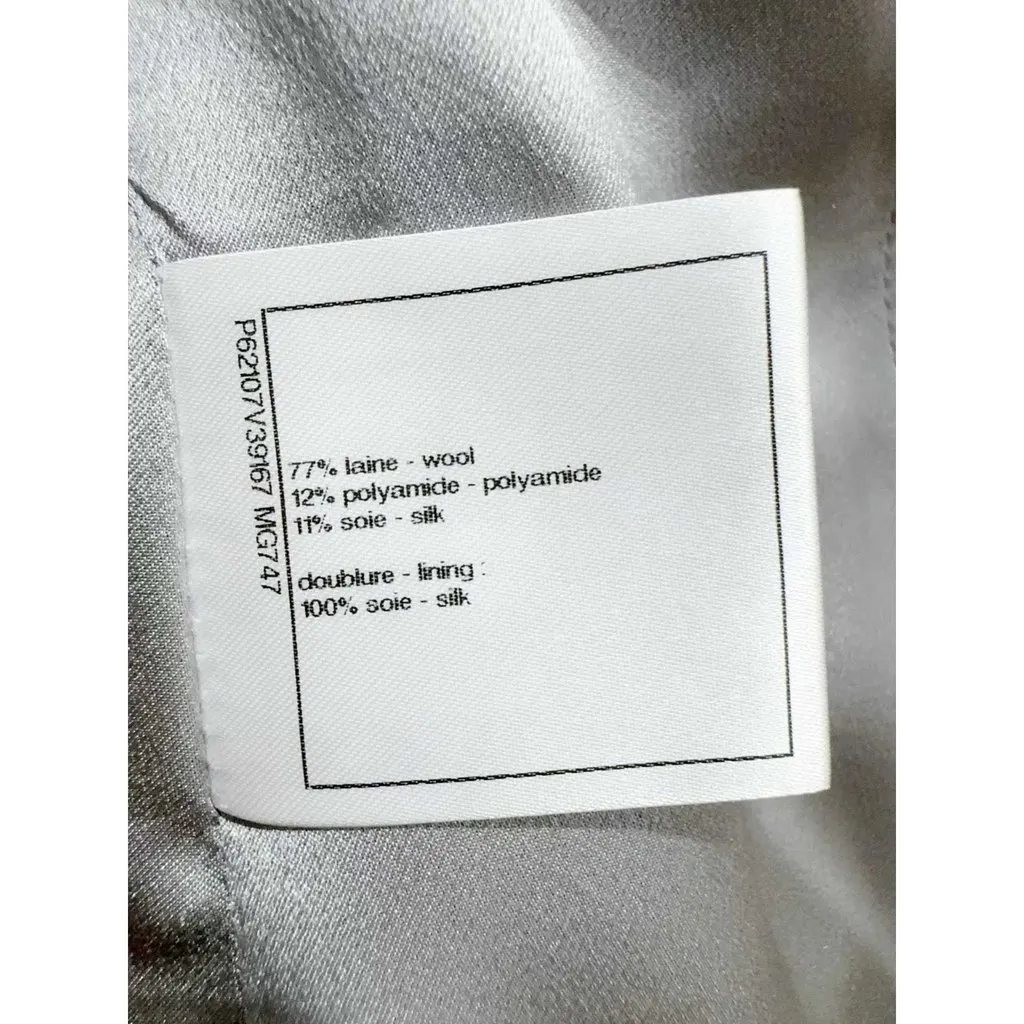 Chanel Wool Coat MultiColor Wool Very good - Model View