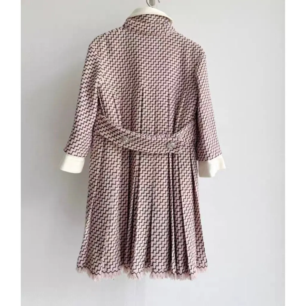 Chanel Wool Coat MultiColor Wool Never worn, with tag - Model View